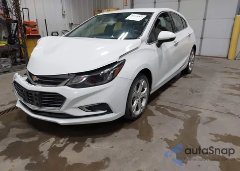 2018 Chevrolet Cruze Premier Auto из США, поврежденный, VIN 3G1BF6SM5JS639794